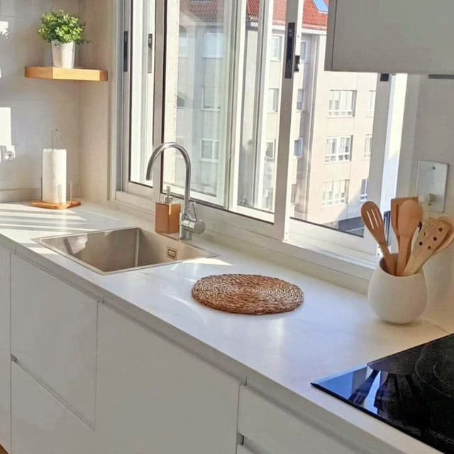 ¿Quiere hacer una reforma de su cocina en Ferrol?